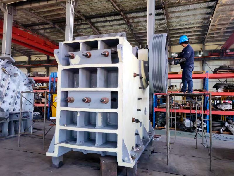 礦石破碎機